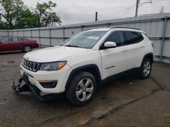  Salvage Jeep Compass