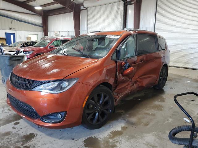  Salvage Chrysler Pacifica