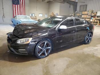  Salvage Volvo S60