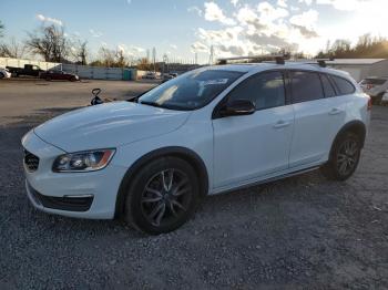  Salvage Volvo V60