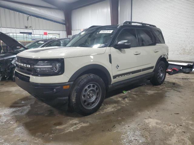  Salvage Ford Bronco