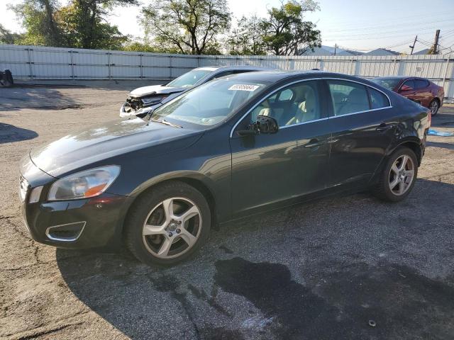  Salvage Volvo S60