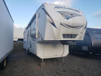  Salvage Aval Camper