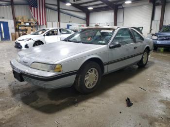  Salvage Ford Thunderbird