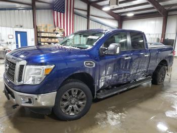  Salvage Nissan Titan