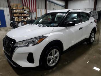  Salvage Nissan Kicks