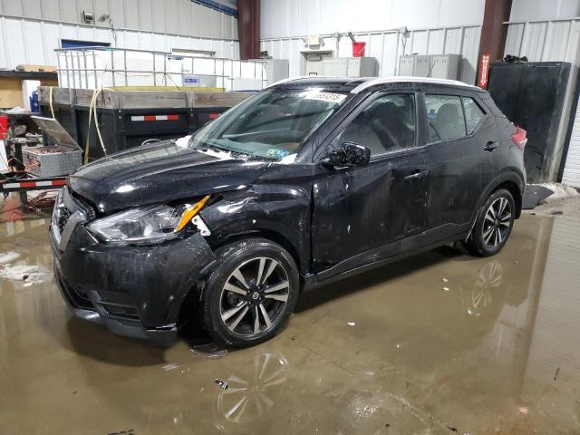  Salvage Nissan Kicks