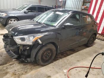  Salvage Nissan Kicks