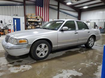  Salvage Ford Crown Vic