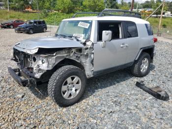  Salvage Toyota FJ Cruiser