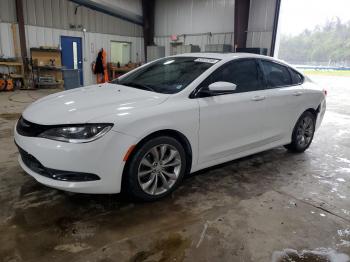  Salvage Chrysler 200