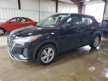  Salvage Nissan Kicks