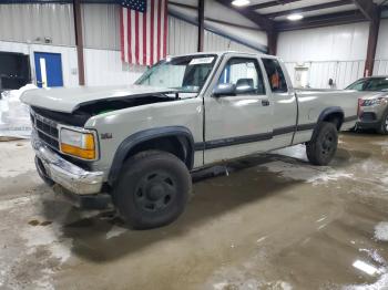  Salvage Dodge Dakota