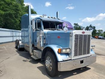  Salvage Peterbilt 379