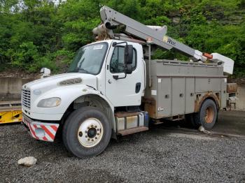  Salvage Freightliner M2 106 Med