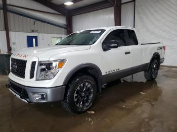  Salvage Nissan Titan