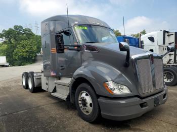  Salvage Kenworth Constructi