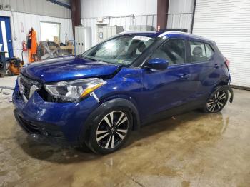  Salvage Nissan Kicks