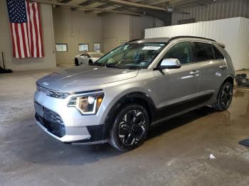  Salvage Kia Niro