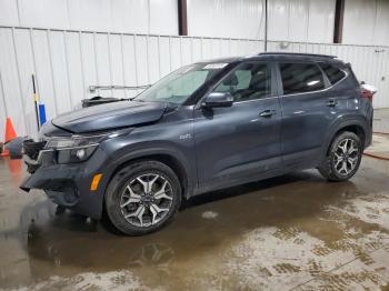  Salvage Kia Seltos
