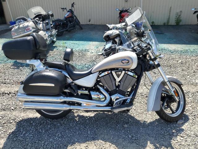 Salvage Victory Motorcycles Kingpin St