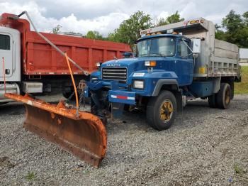  Salvage Mack 600 Rd600