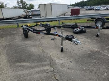  Salvage Karavan Trailer