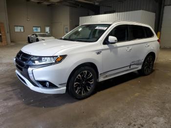  Salvage Mitsubishi Outlander
