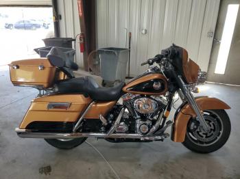  Salvage Harley-Davidson Flhx 105th
