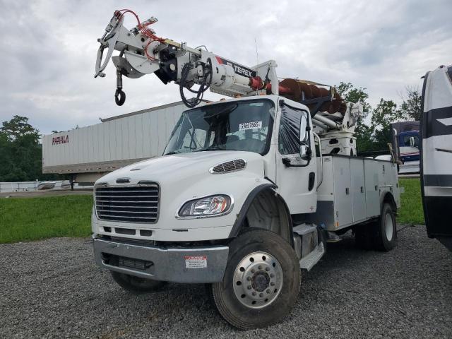  Salvage Freightliner M2 106 Med