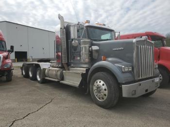  Salvage Kenworth Constructi