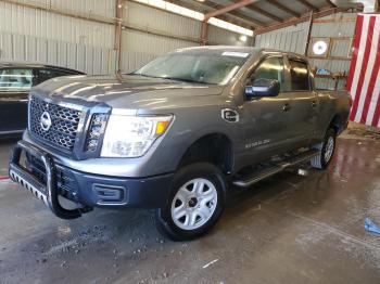  Salvage Nissan Titan