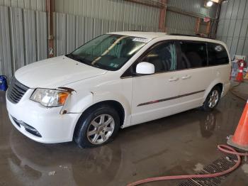  Salvage Chrysler Minivan