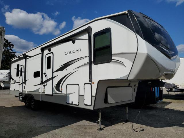  Salvage Keystone 5th Wheel