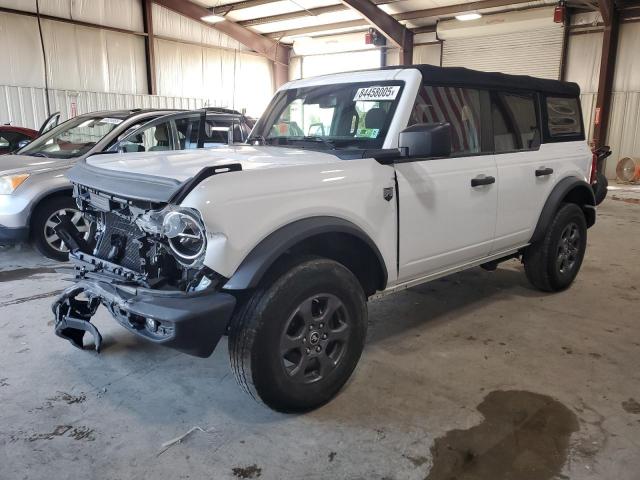  Salvage Ford Bronco