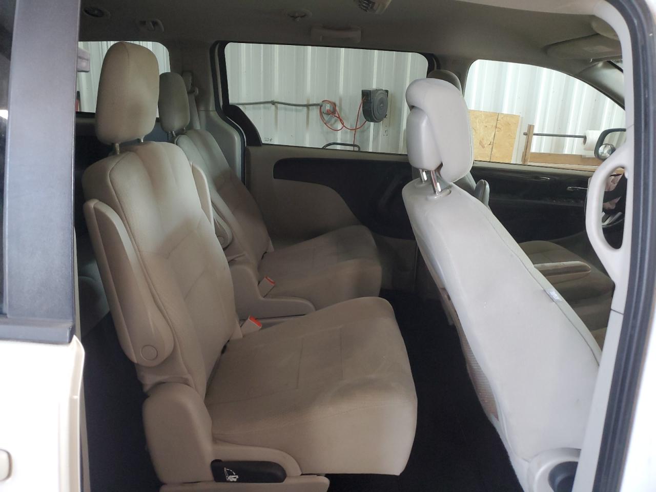 Dodge Caravan Se Image 9