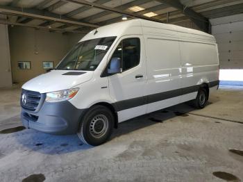  Salvage Mercedes-Benz Esprinter