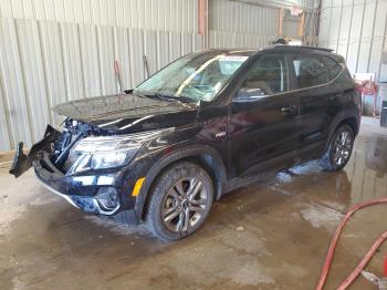  Salvage Kia Seltos