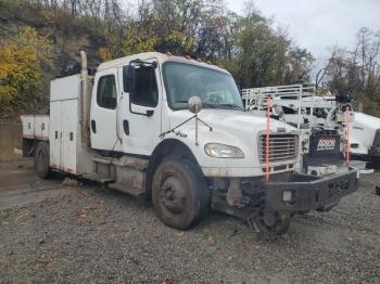  Salvage Freightliner M2 106 Med