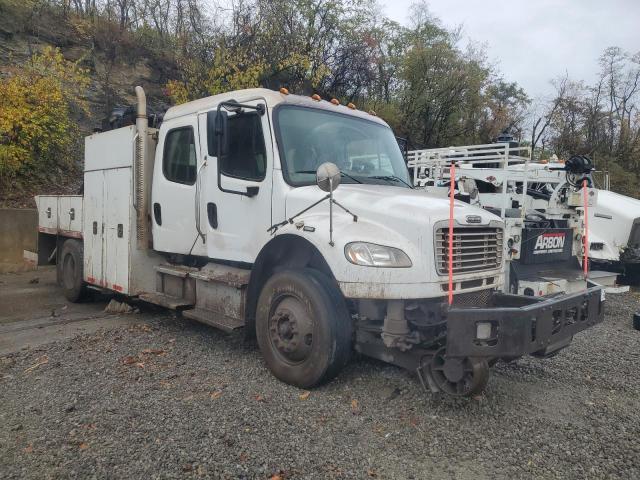  Salvage Freightliner M2 106 Med