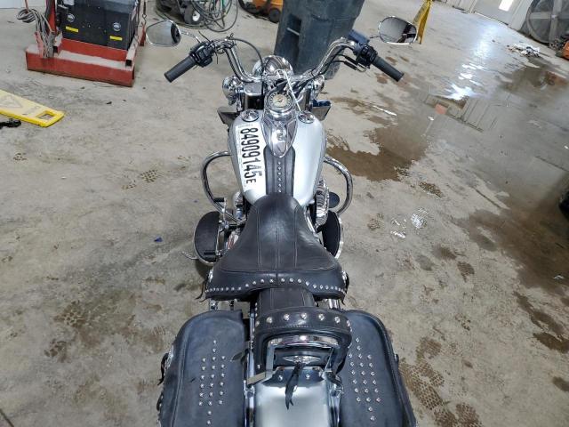 Harley-Davidson Fl Heritage Softail Classic Image 5