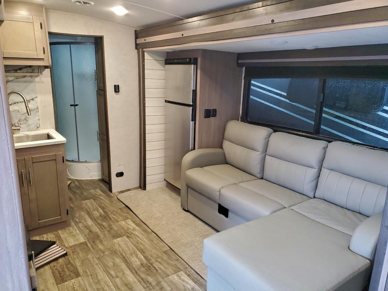 Kutb Crossroad Image 9