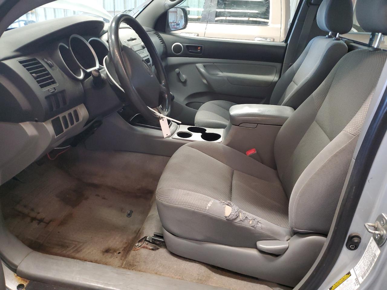 Toyota Tacoma Prerunner Image 5