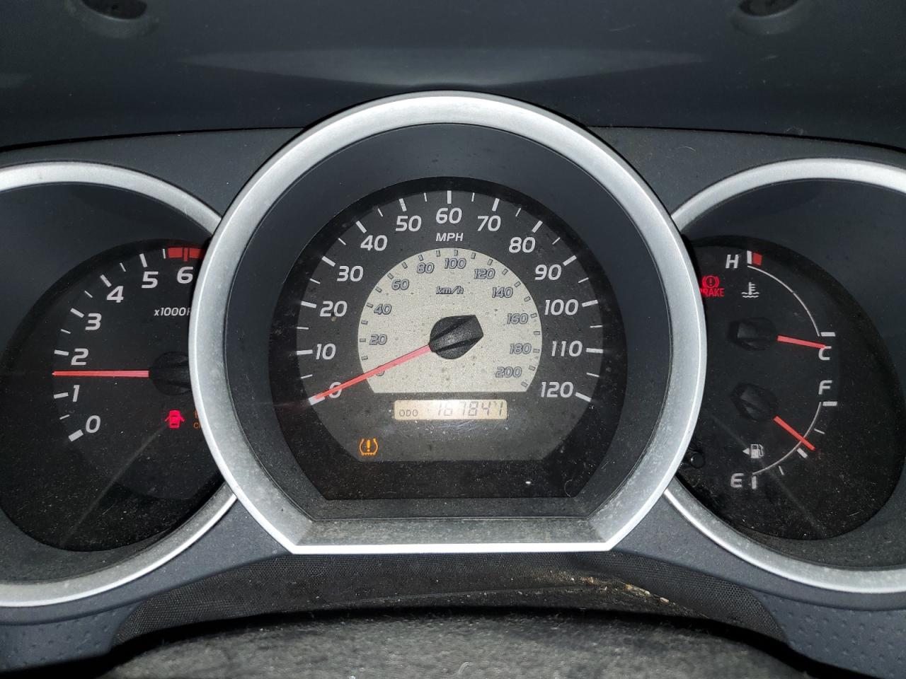 Toyota Tacoma Prerunner Image 8