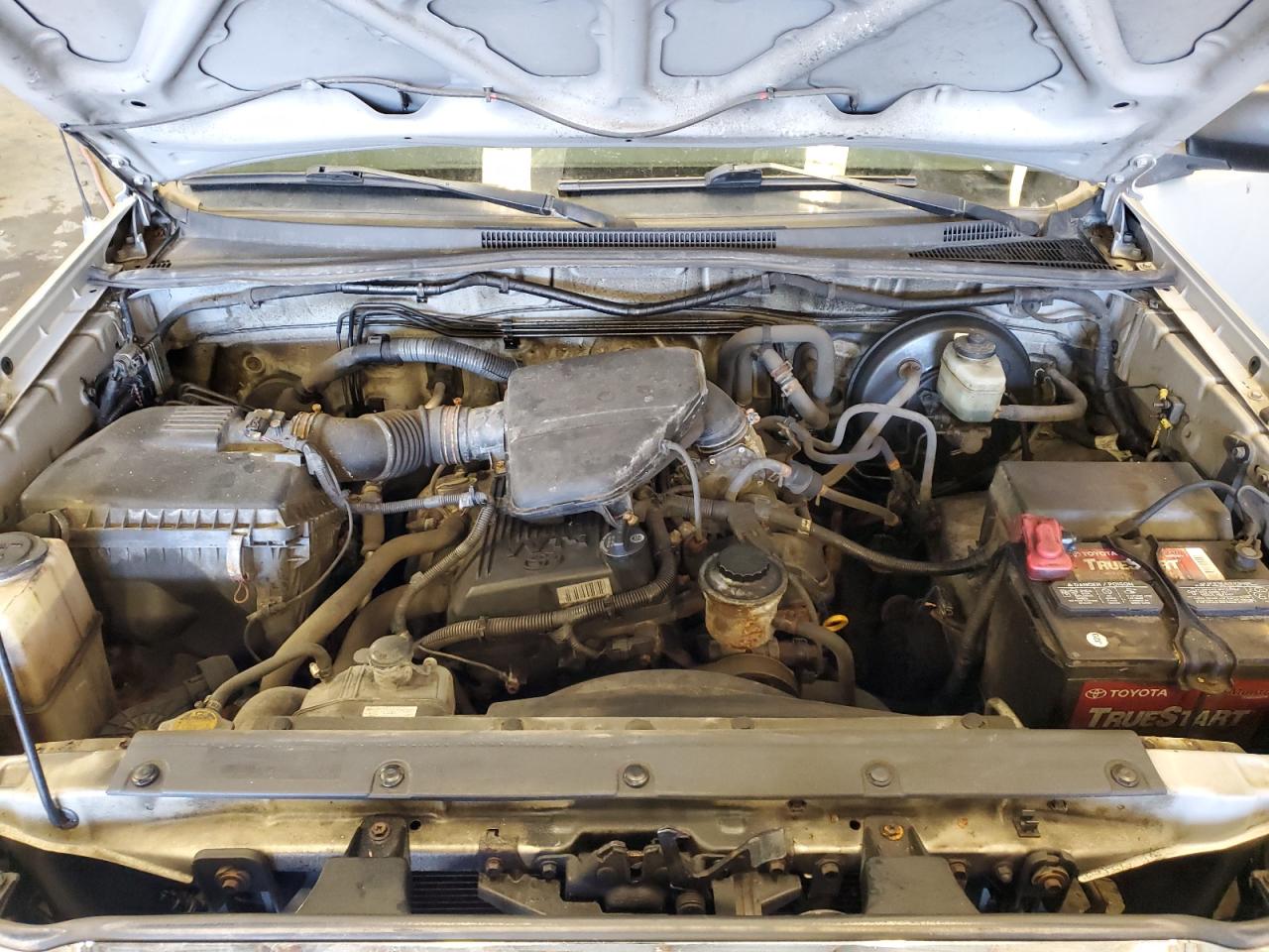 Toyota Tacoma Prerunner Image 11