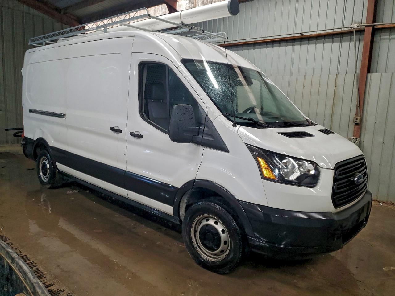 Ford Transit T-250 Image 8