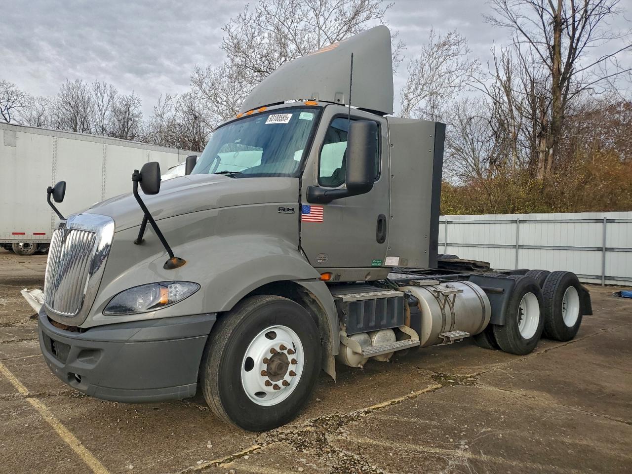 International Rh613 Image 2