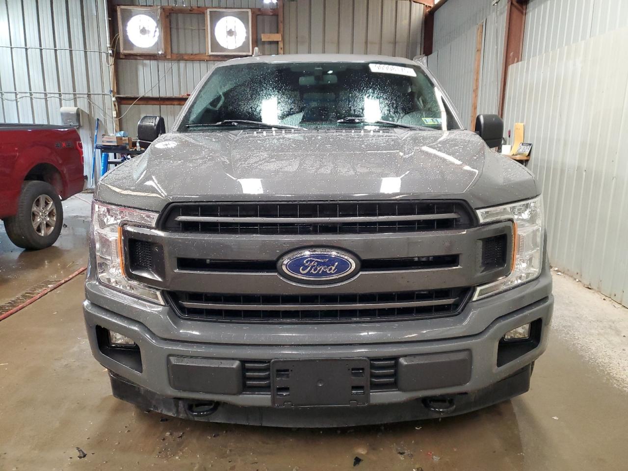 Ford F-150 Supercrew Image 9