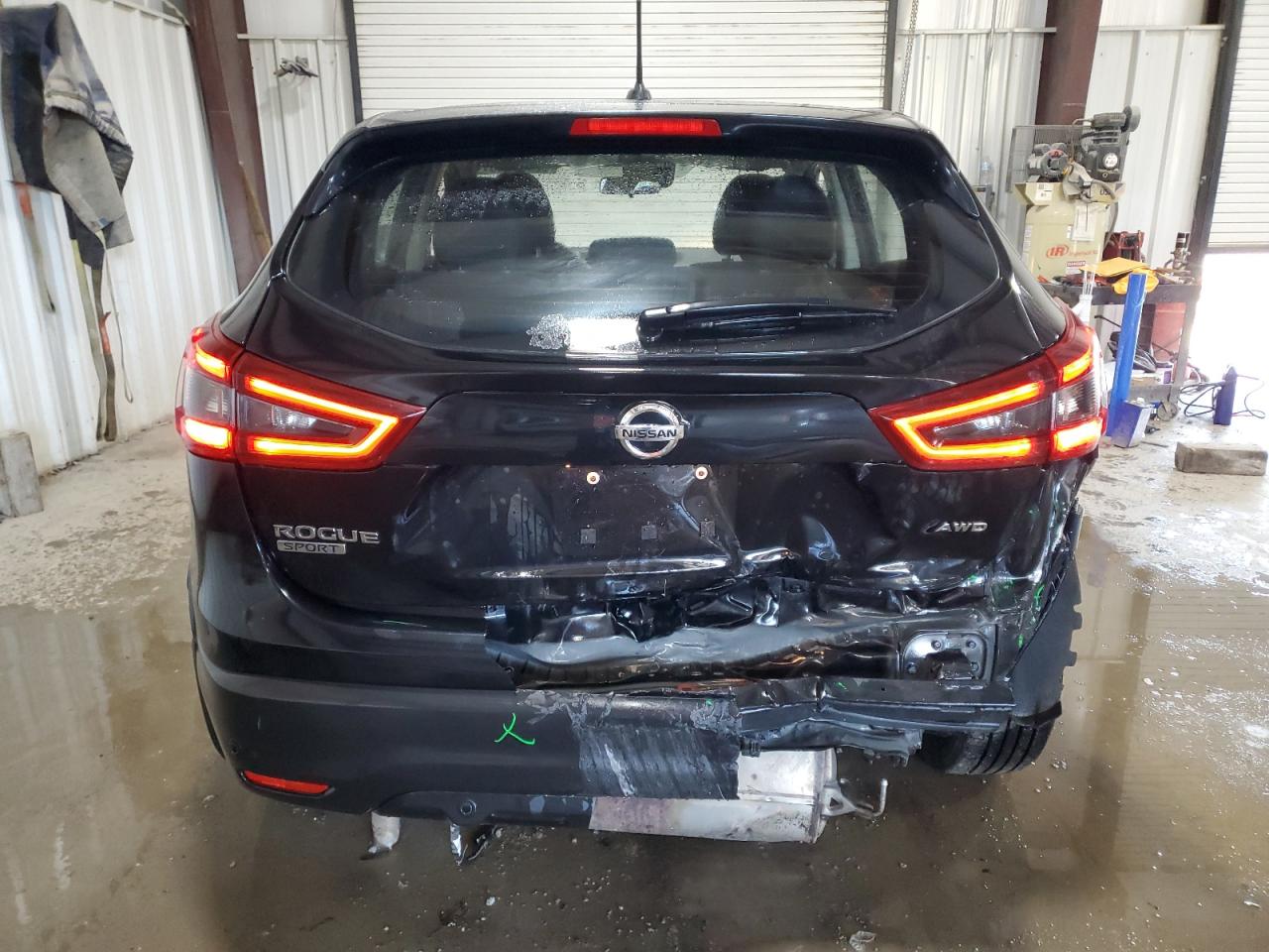 Nissan Rogue S Image 9