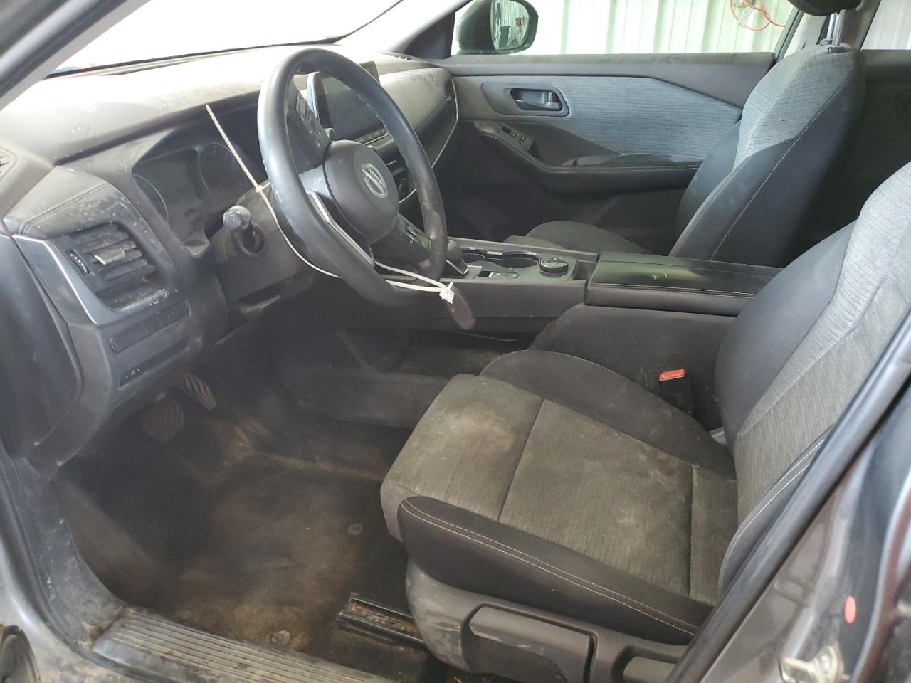 Nissan Rogue S Image 5